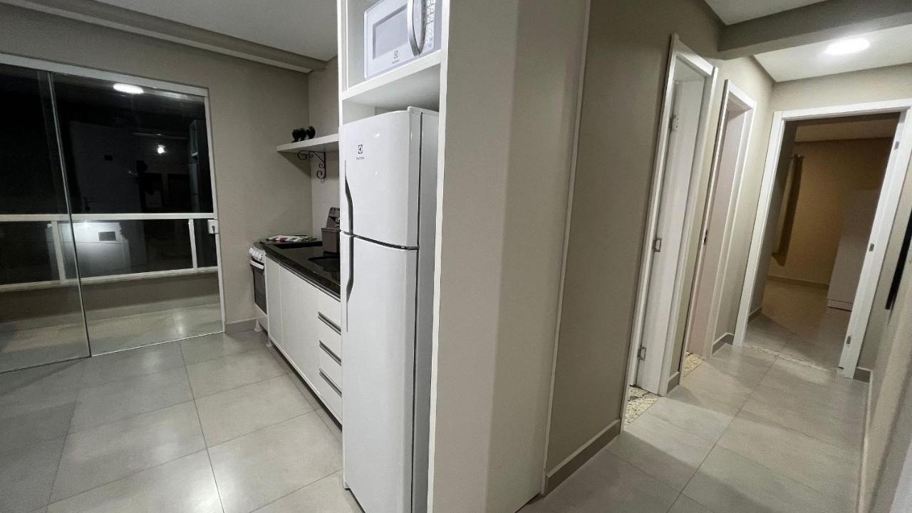 Апартаменты Residencial Tia Dilma Бомбиньяс Экстерьер фото