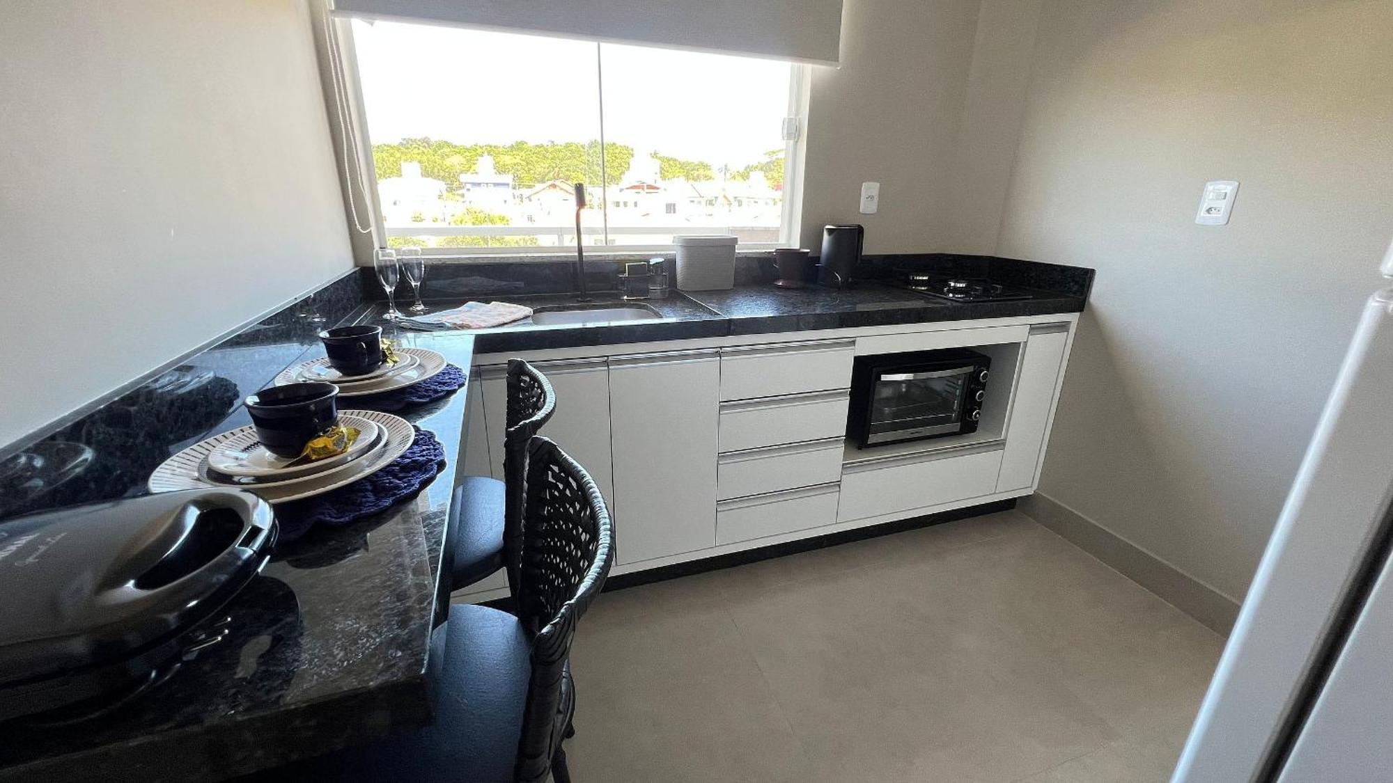 Апартаменты Residencial Tia Dilma Бомбиньяс Экстерьер фото