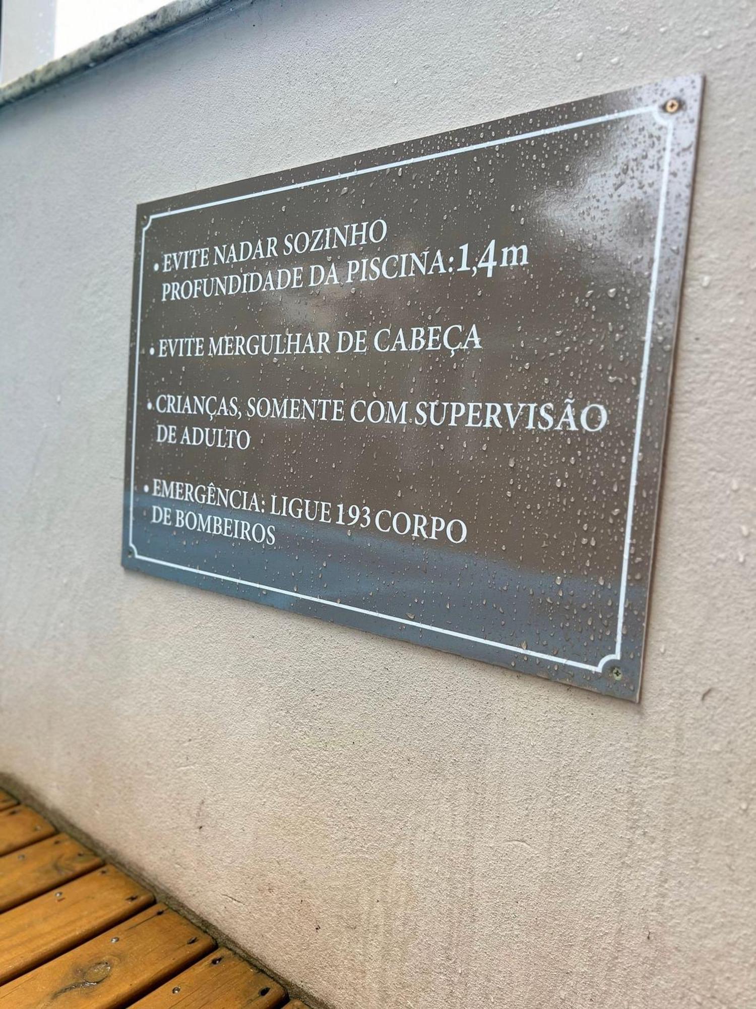 Апартаменты Residencial Tia Dilma Бомбиньяс Экстерьер фото