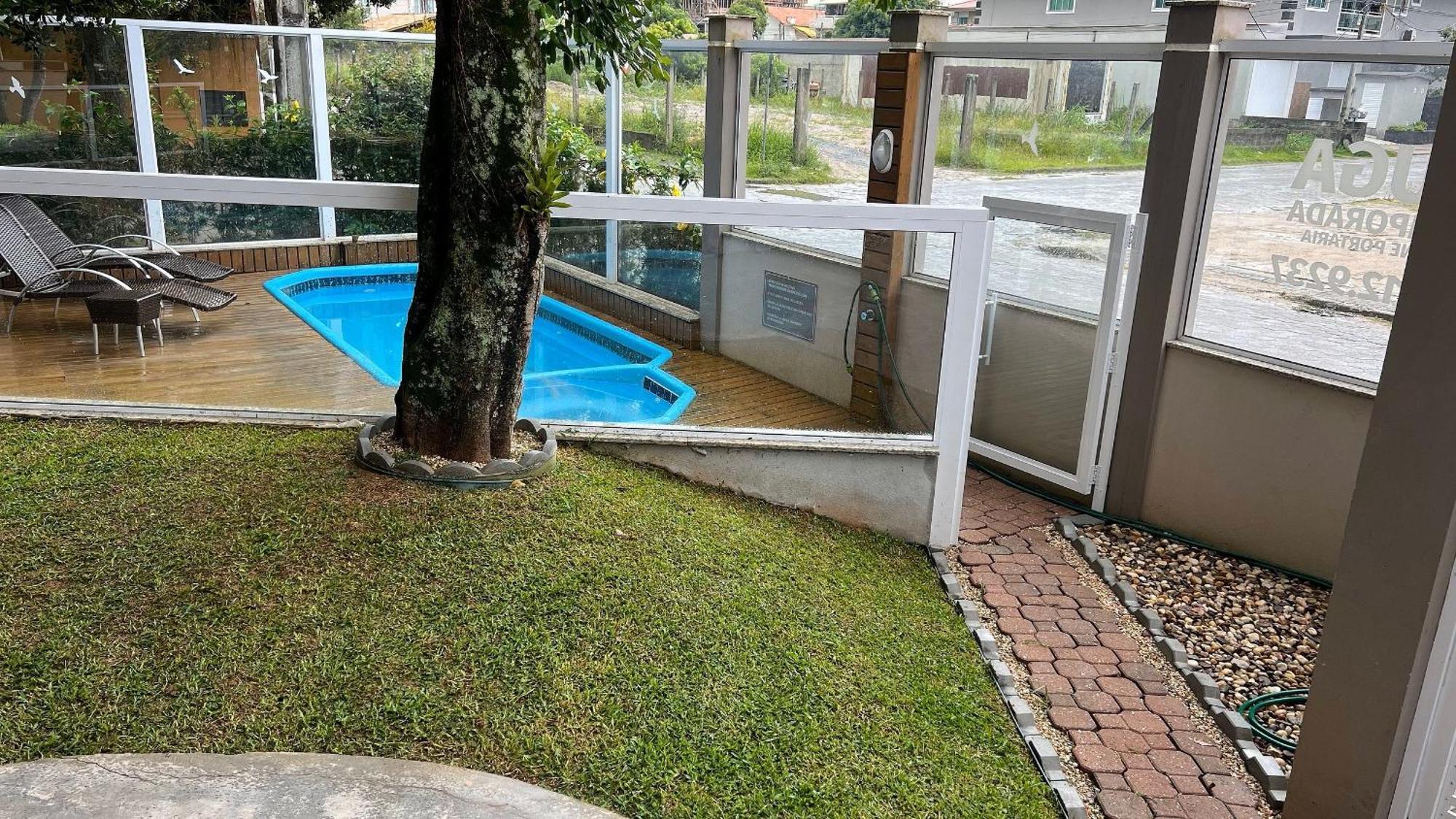 Апартаменты Residencial Tia Dilma Бомбиньяс Экстерьер фото