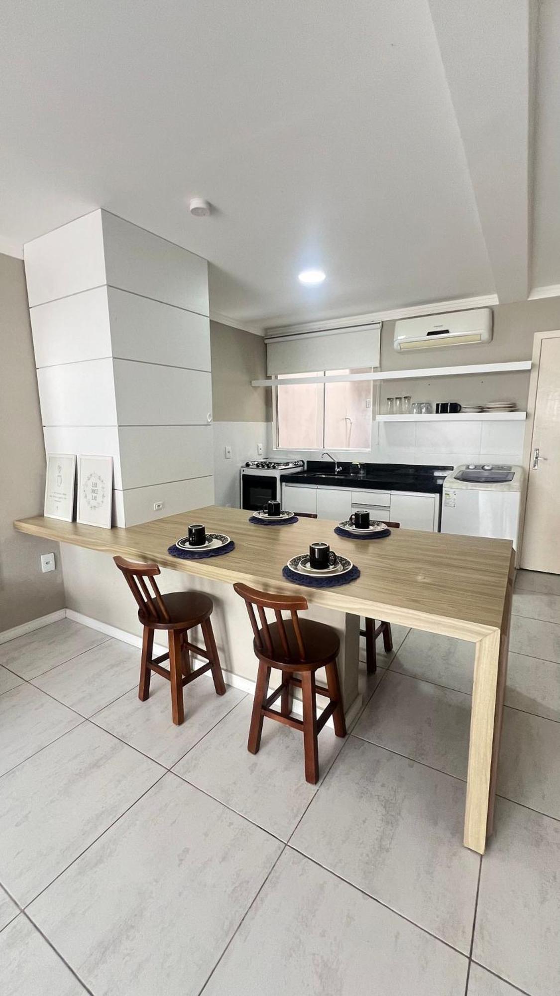 Апартаменты Residencial Tia Dilma Бомбиньяс Экстерьер фото